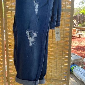 Denim boyfriend jeans with cuff